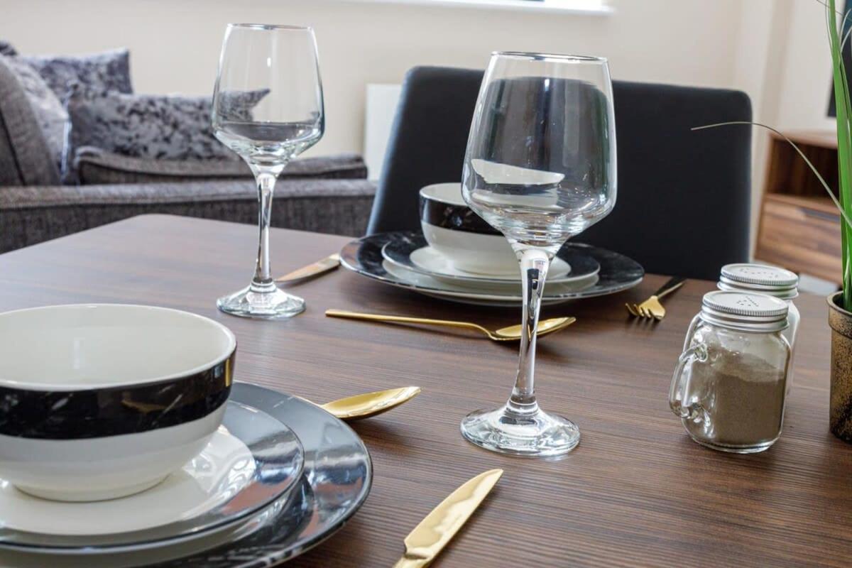 Stylish And Modern 1 Bedroom Apartment แมนเชสเตอร์ ภายนอก รูปภาพ