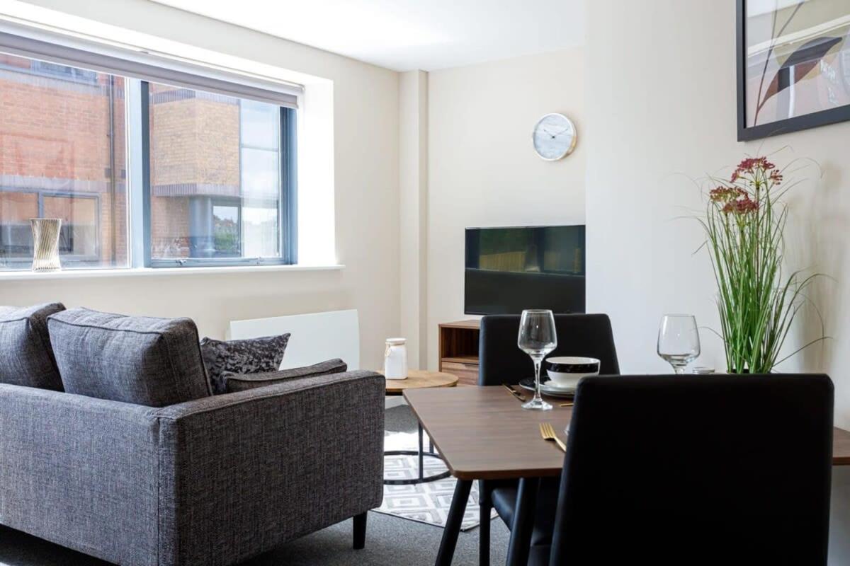 Stylish And Modern 1 Bedroom Apartment แมนเชสเตอร์ ภายนอก รูปภาพ